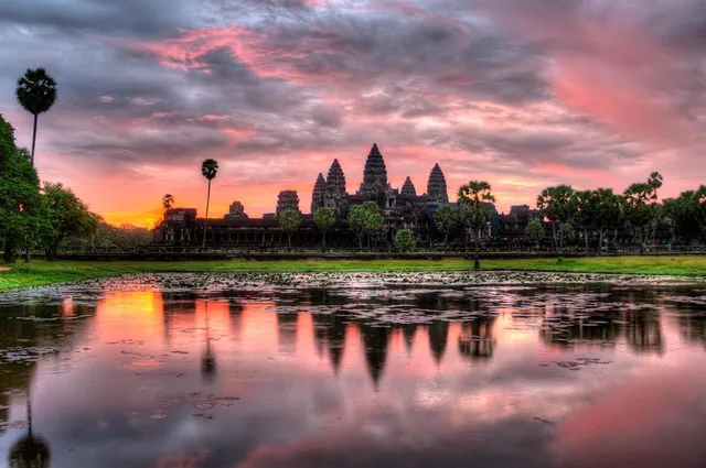 Entardecer em Angkor Wat